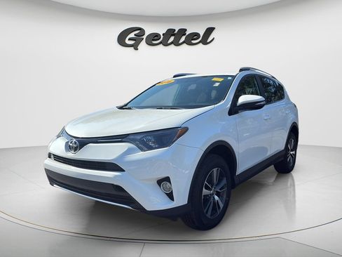 Used 2016 Toyota RAV4 XLE FWD image 1