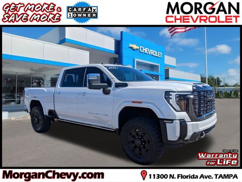 Used 2025 GMC Sierra 2500 Denali Ultimate image 1
