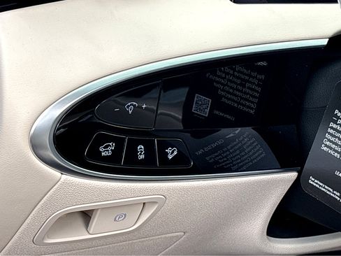 New 2026 Genesis GV70 2.5T Advanced image 14