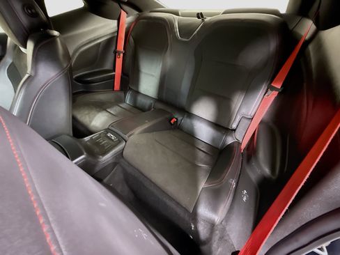 Used 2020 Chevrolet Camaro ZL1 image 25