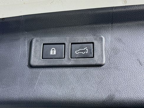 Used 2025 Subaru Outback Onyx Edition AWD/4WD image 29