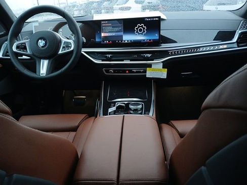 New 2026 BMW X5 sDrive40i image 13