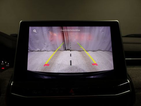 Used 2023 Jeep Compass Latitude image 25