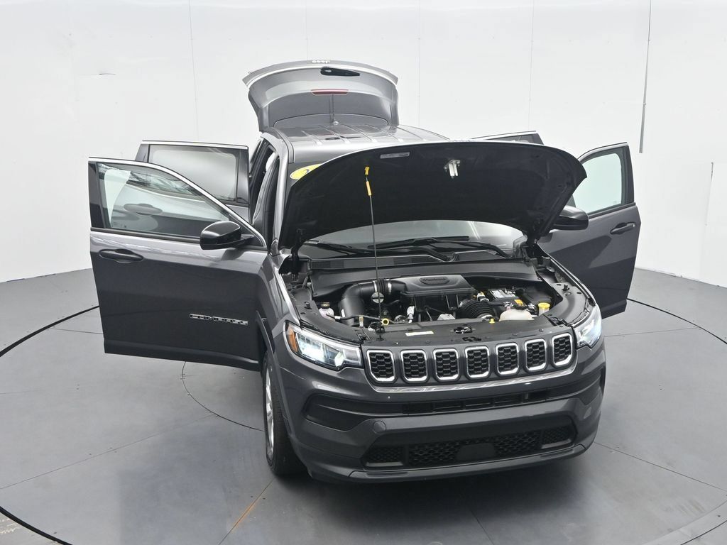 Used 2024 Jeep Compass Sport AWD/4WD image 53