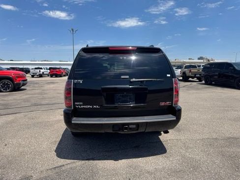 Used 2011 GMC Yukon XL Denali AWD/4WD image 6