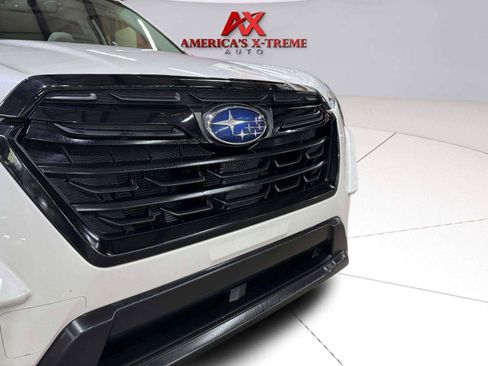 Used 2023 Subaru Forester Premium AWD/4WD image 11