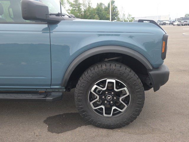 Used 2022 Ford Bronco 4-Door AWD/4WD image 4