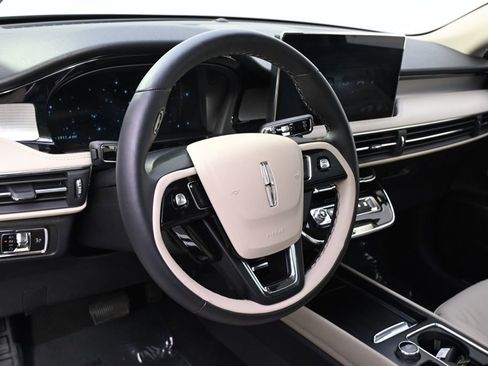 New 2026 Lincoln Corsair Premiere AWD/4WD image 11