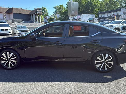 Certified 2024 Nissan Sentra SV w/ SV Premium Package FWD image 4