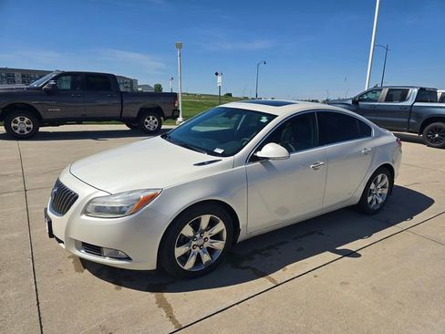Used 2013 Buick Regal Premium FWD image 4