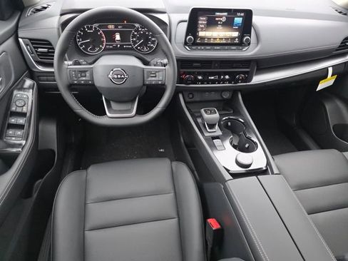 New 2026 Nissan Rogue SV image 3