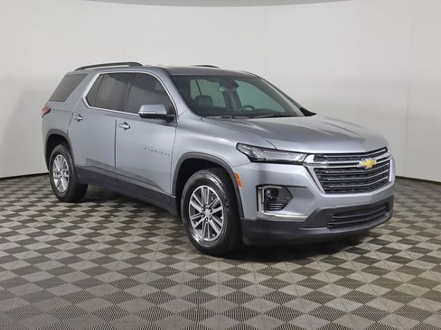 Used 2023 Chevrolet Traverse LT image 55
