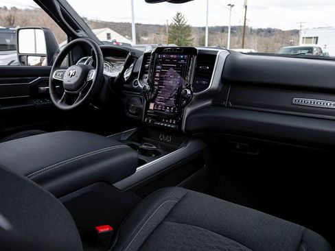 New 2026 RAM 2500 Big Horn AWD/4WD image 30