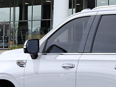 New 2026 GMC Yukon Denali AWD/4WD image 12