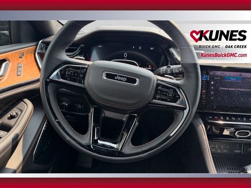 Used 2026 Jeep Grand Cherokee L Summit w/ Obsidian Package AWD/4WD image 15