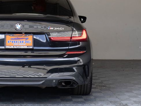 Used 2022 BMW M340i RWD image 12