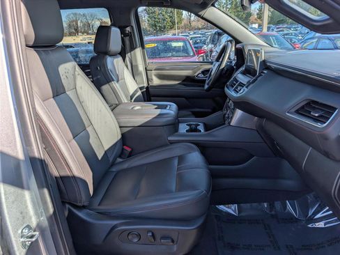 Used 2023 Chevrolet Tahoe RST image 12