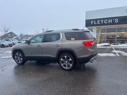 Used 2019 GMC Acadia SLT w/ LPO, Floor Liner Package image 8