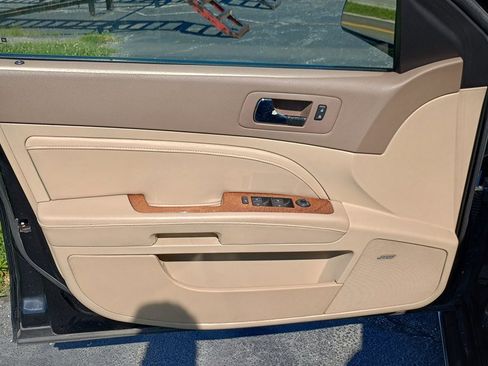 Used 2008 Cadillac STS w/ Preferred Equipment Group AWD/4WD image 11