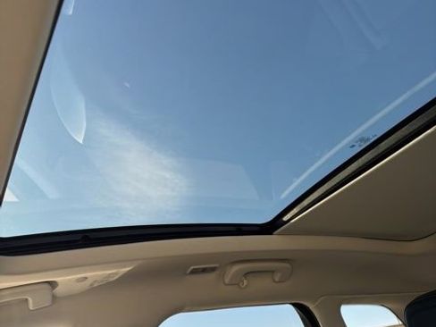 Used 2021 Lincoln Corsair Reserve image 21