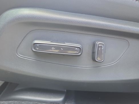 New 2026 Honda HR-V EX-L image 10
