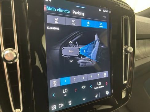 Used 2023 Volvo XC40 Recharge Ultimate AWD/4WD image 20