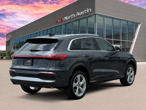 Certified 2025 Audi Q5 Premium w/ Premium Plus AWD/4WD image 7