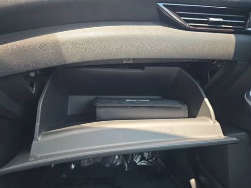 Used 2020 Nissan Sentra SR FWD image 32