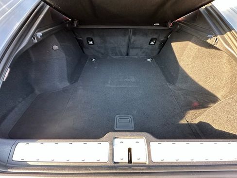Used 2026 Porsche Panamera RWD image 39