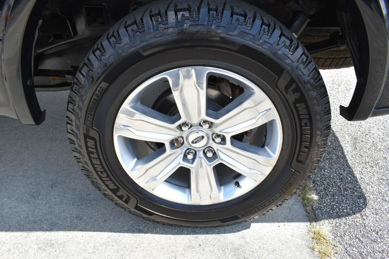 Used 2018 Ford F150 Platinum w/ Equipment Group 701A Luxury AWD/4WD image 34