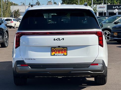 New 2026 Kia Carnival SX w/ SX Dark Edition Package image 6
