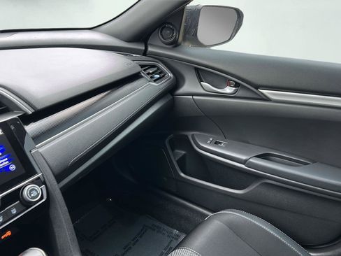 Used 2020 Honda Civic Sport image 23