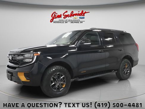 Used 2025 Ford Expedition Tremor AWD/4WD image 1