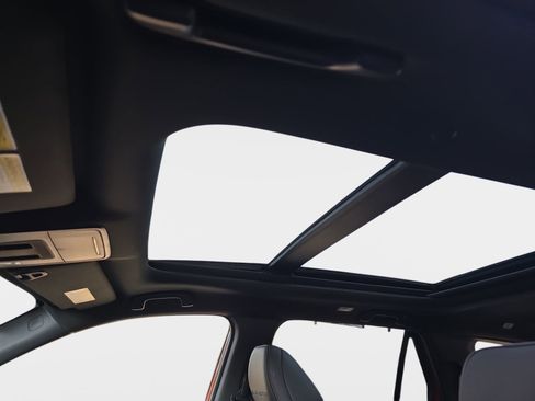 New 2025 Honda Pilot Black Edition image 30