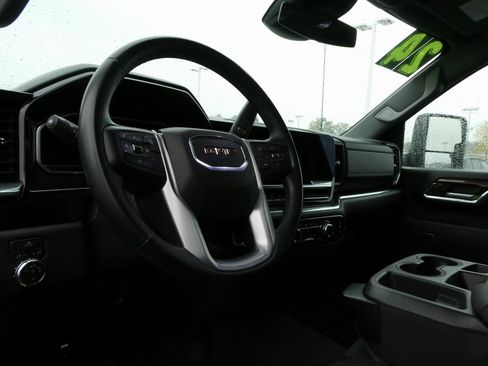 Used 2024 GMC Sierra 2500 SLE w/ SLE Convenience Package image 29