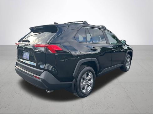 Used 2024 Toyota RAV4 LE AWD/4WD image 7