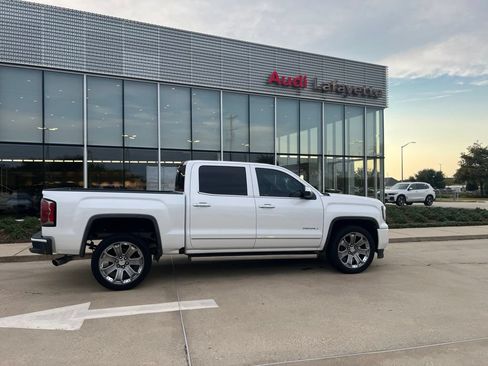 Used 2018 GMC Sierra 1500 Denali w/ Denali Ultimate Package AWD/4WD image 6