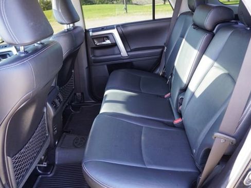 Used 2018 Toyota 4Runner Limited RWD image 18