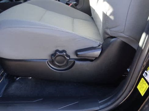 Certified 2023 Toyota Tacoma SR image 17