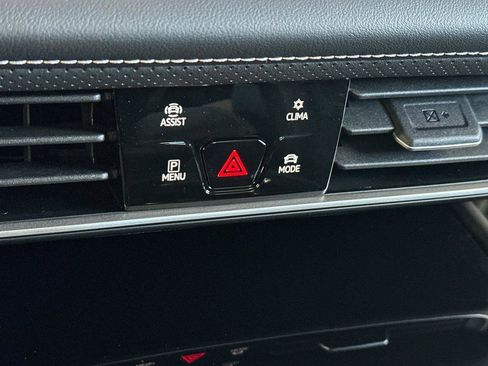 New 2026 Volkswagen Atlas Cross Sport SEL image 20