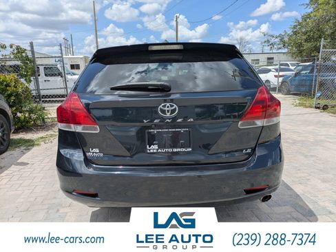 Used 2014 Toyota Venza LE FWD image 4