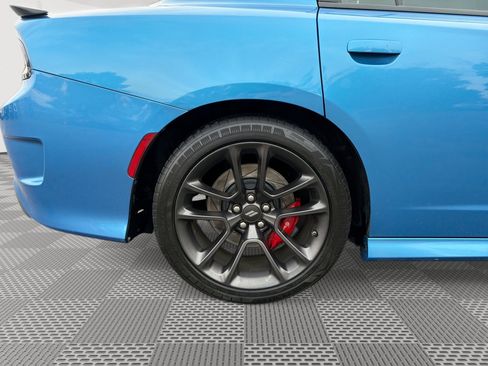 Used 2019 Dodge Charger Scat Pack w/ Dynamics Package RWD image 29