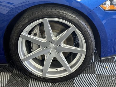 Used 2022 Ford Mustang GT RWD image 12