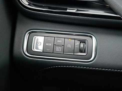 New 2026 Buick Enclave Preferred w/ Power Package AWD/4WD image 19