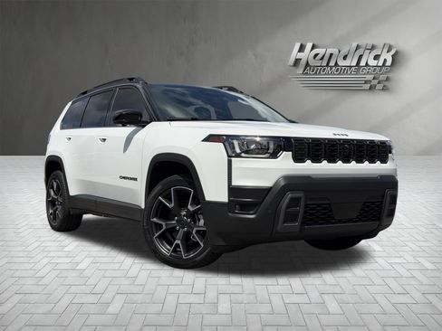 Used 2026 Jeep Cherokee Overland w/ Trailer Tow Group AWD/4WD image 2