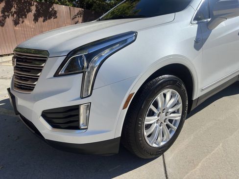 Used 2017 Cadillac XT5 Base 4dr SUV image 14