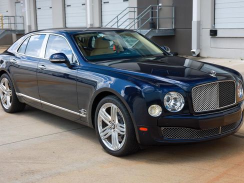 Used 2012 Bentley Mulsanne RWD image 15