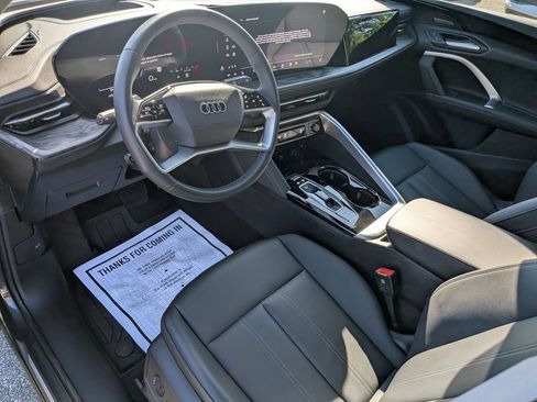 Used 2025 Audi Q5 Premium Plus w/ Premium Plus AWD/4WD image 10