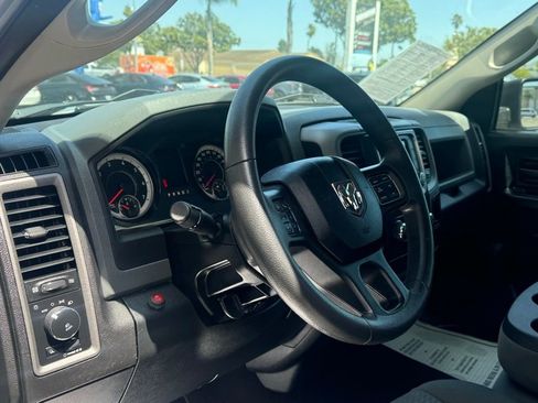 Used 2018 RAM 1500 Express RWD image 11