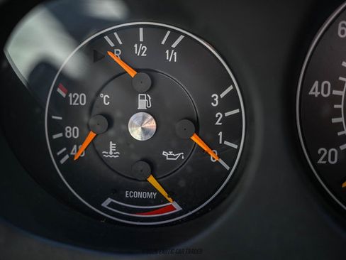 Used 1988 Mercedes-Benz 560 SL image 28